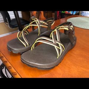 Women’s chacos